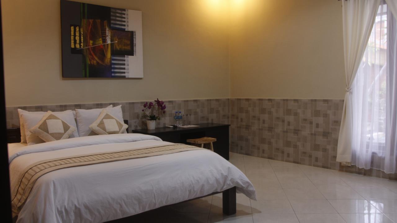 Jonsen Homestay Canggu  Exterior photo